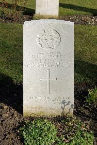 Harrogate (Stonefall) Cemetery - Reynolds, Hartley Ernest